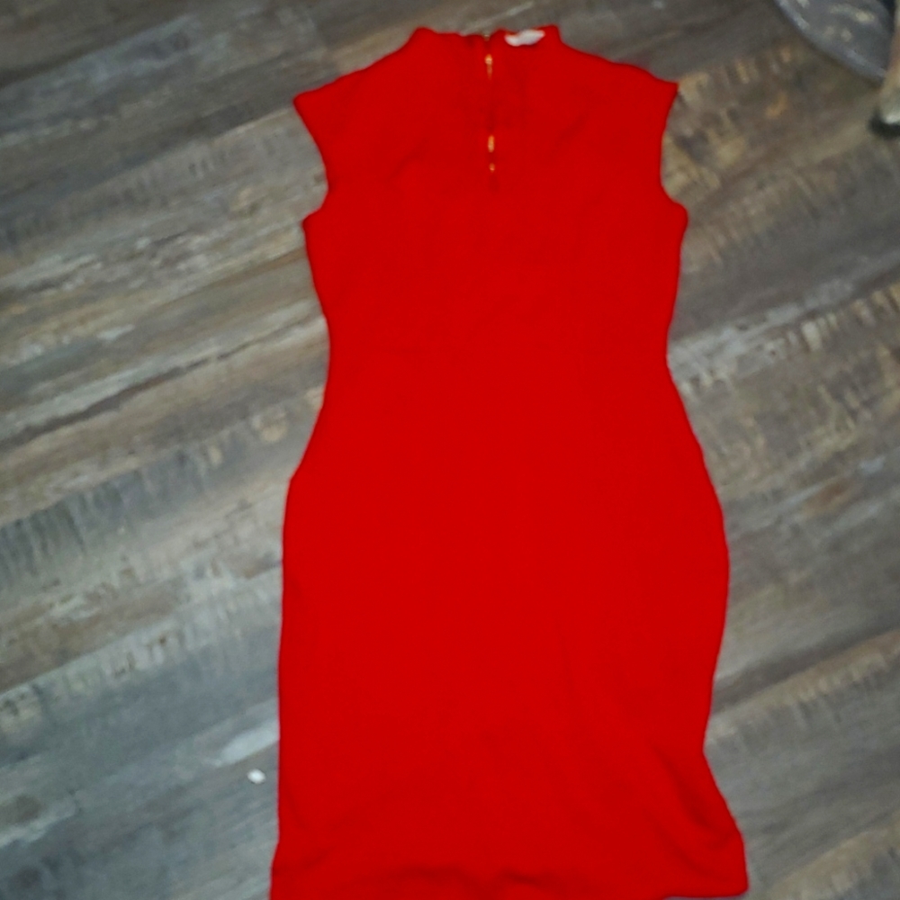 Clothes - Picture 1 of 2